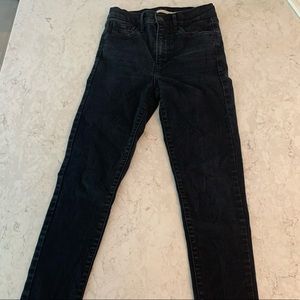 Levi’s Women’s Mile High Skinny Jean 25